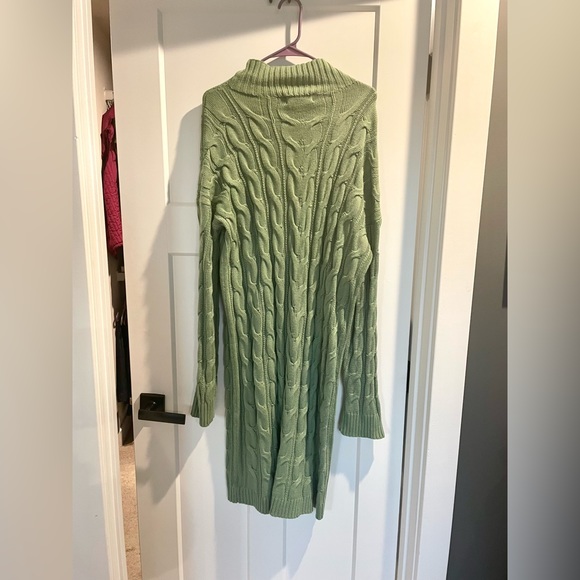 Sweater dress - Picture 1 of 3
